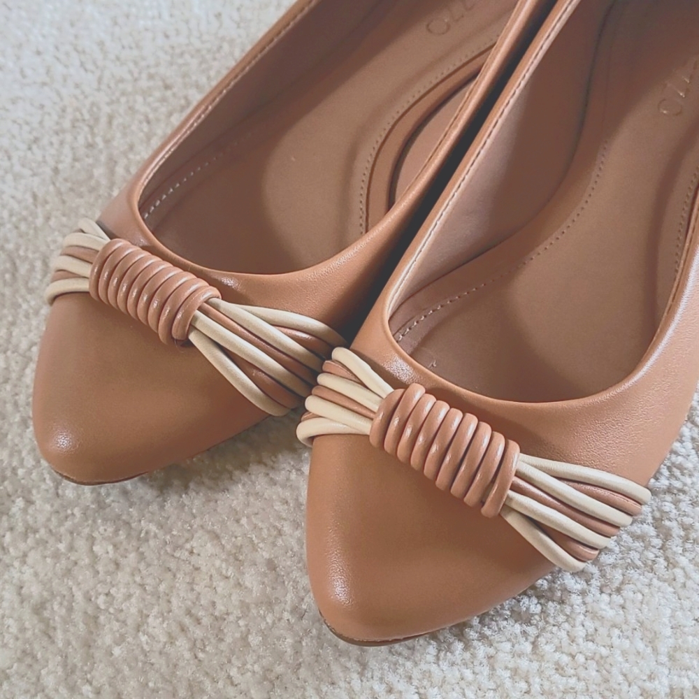 Flat shoes